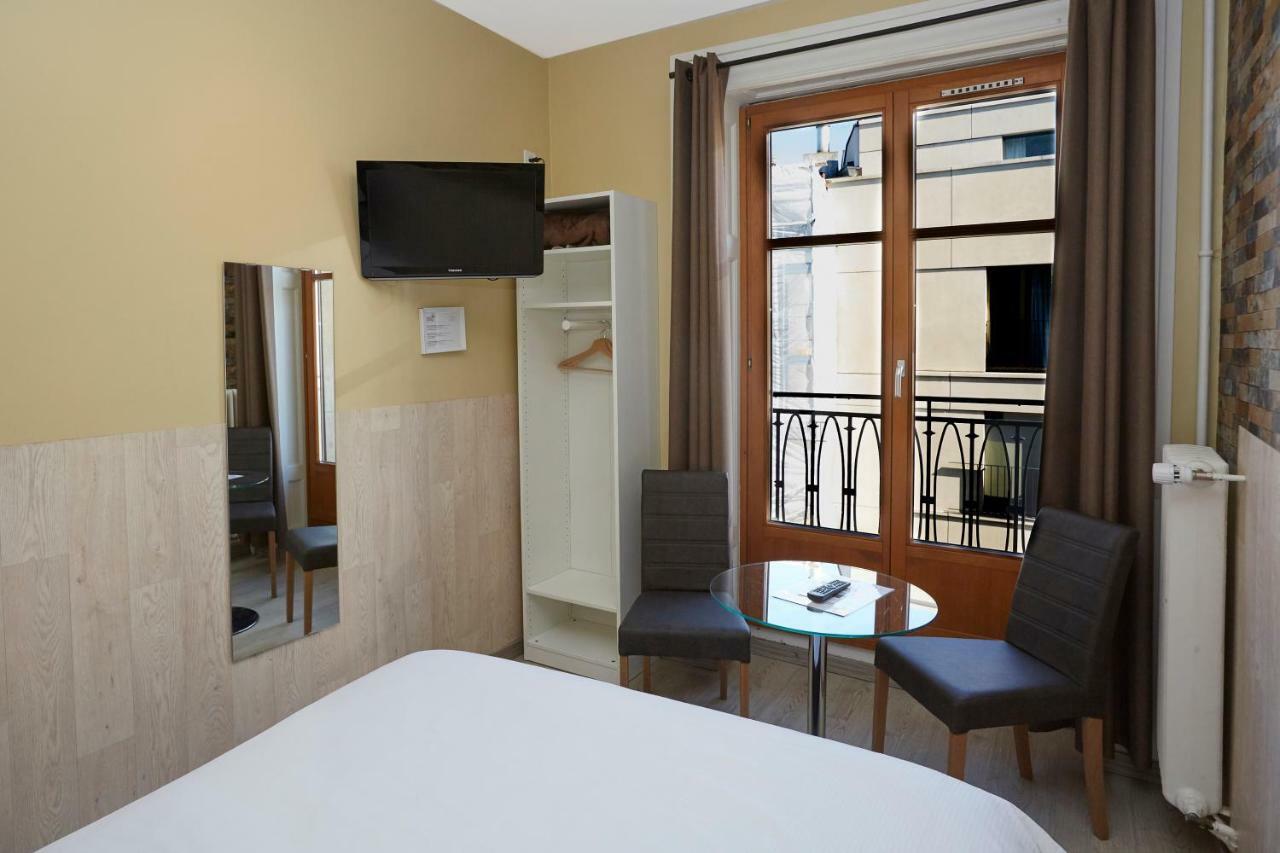 Central Hotel 2*